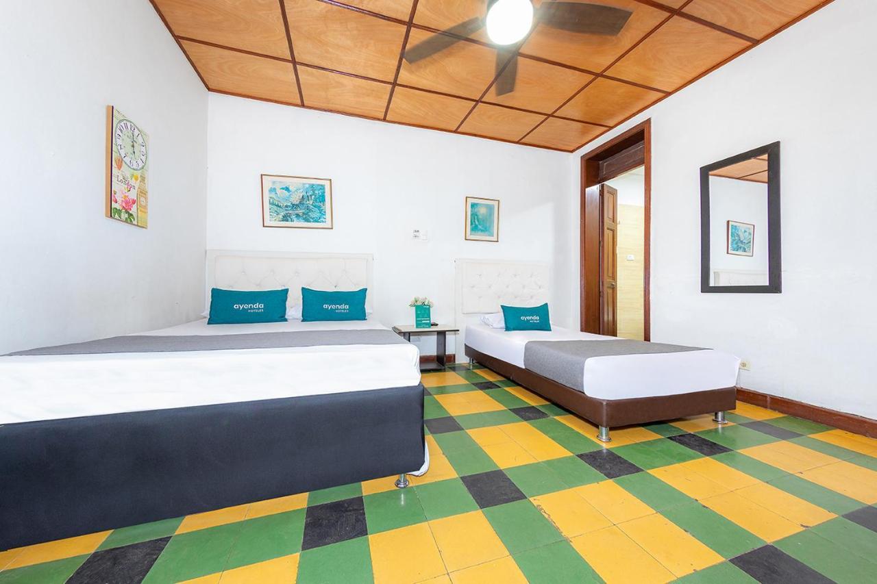 Ayenda Sarayu House Hotel Medellin Exterior photo
