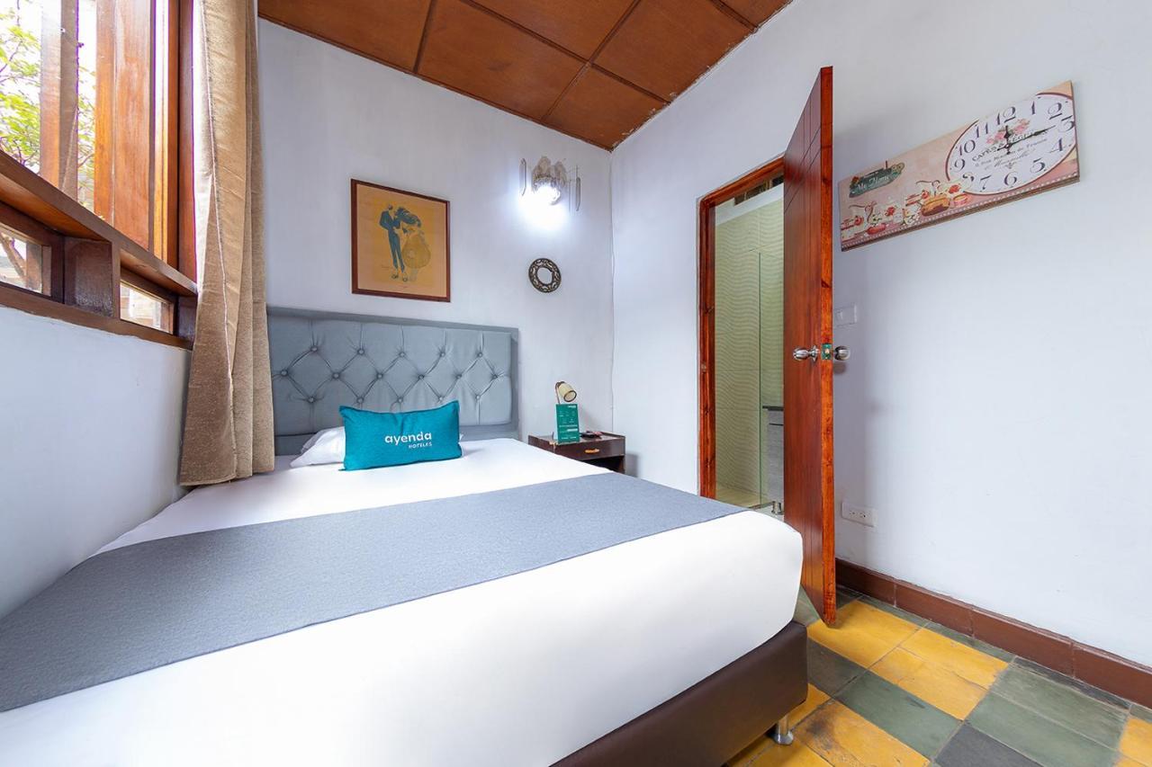 Ayenda Sarayu House Hotel Medellin Exterior photo
